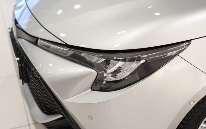 Toyota Corolla cena 103850 przebieg: 56534, rok produkcji 2019 z Skarszewy małe 596